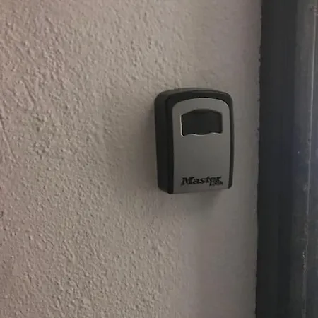 Acogedor Apartamento Con Jardin, Piscina Y Playa Appartamento